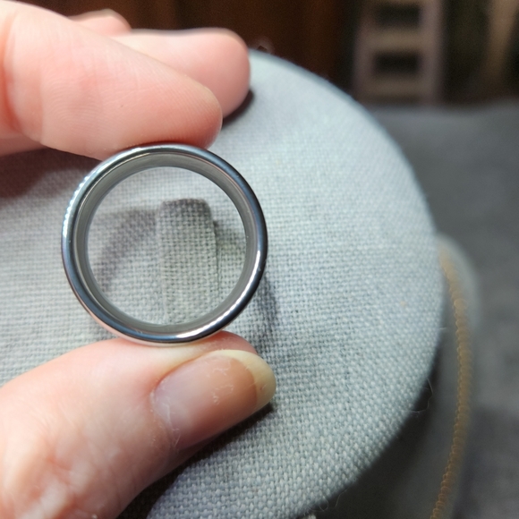 Calvin's titanium men's ring size 10 - Picture 4 of 4
